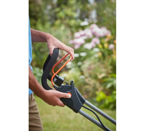 Газонокосарка акумуляторна BLACK+DECKER BCMW33184L2