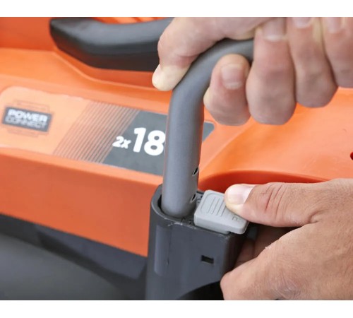 Газонокосарка акумуляторна BLACK+DECKER BCMW3318L2