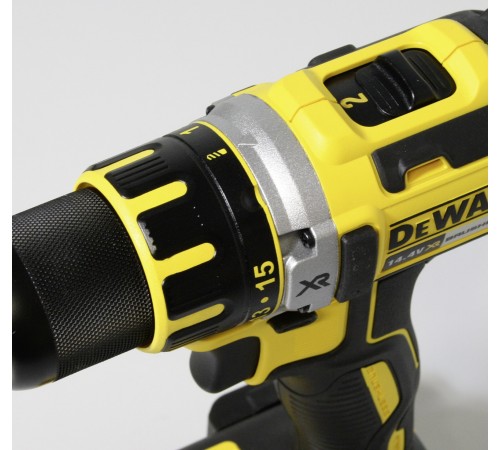 Дриль-шуруповерт із безщітковим двигуном DeWALT DCD732D2