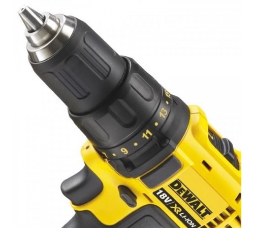 Дриль-шуруповерт DeWALT DCD780M2