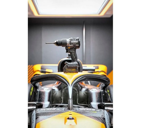 Дриль-шуруповерт McLaren F1 TEAM LIMITED EDITION DeWALT DCD85ME2GT