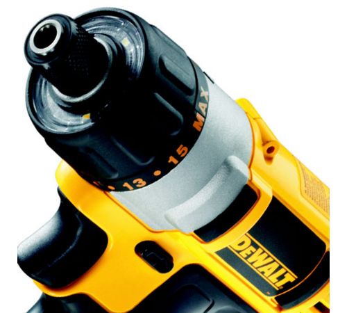 Шуруповерт DeWALT DCF610D2