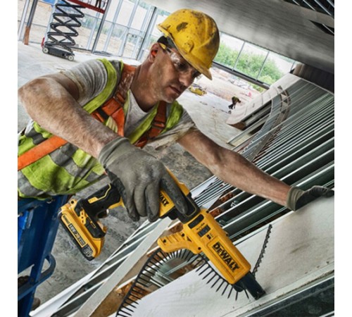 Акумуляторний шуруповерт DeWALT DCF620N