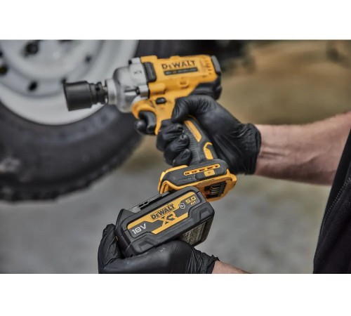 Гайковерт ударний акумуляторний безщітковий DeWALT DCF891P2T