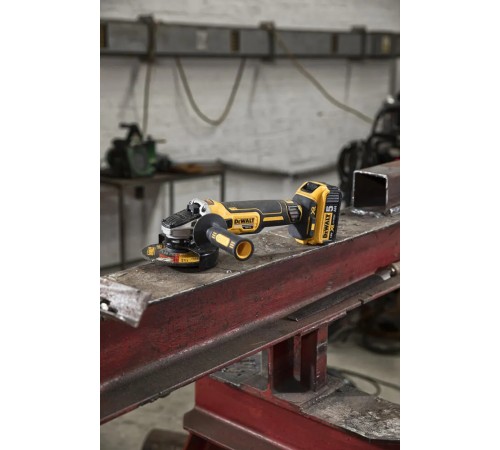 Акумуляторна кутова шліфувальна машина (болгарка) DeWALT DCG405P3