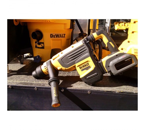 Перфоратор акумуляторний безщітковий SDS MAX DeWALT DCH733X2