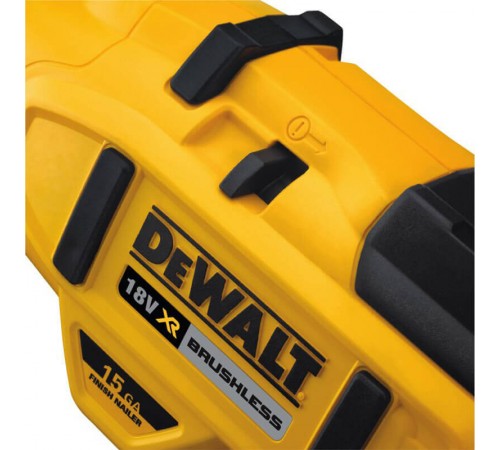 Акумуляторний цвяхів DeWALT DCN650N