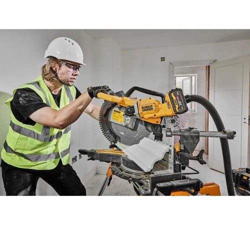 Пила торцювальна акумуляторна безщіткова DeWALT DCS781N