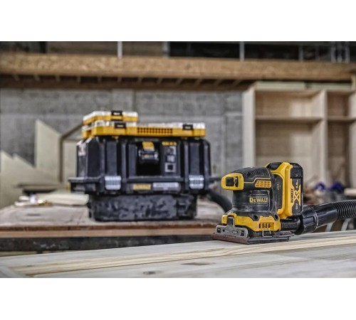 Шліфмашина вібраційна акумуляторна DeWALT DCW200NT